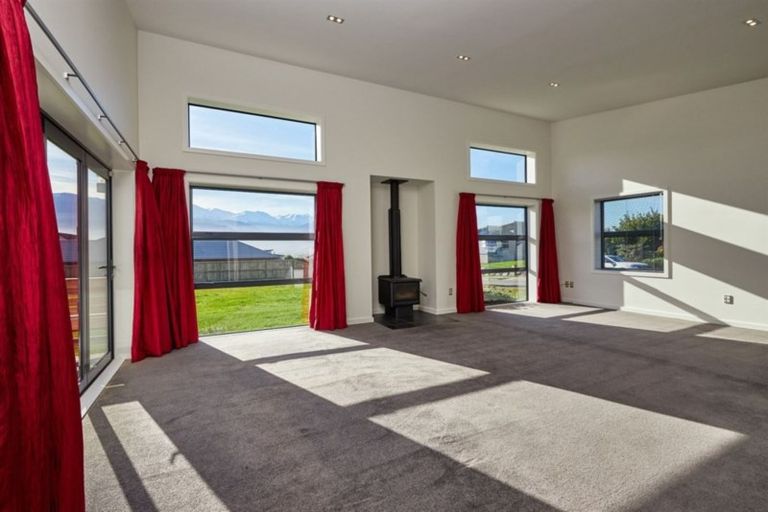 Photo of property in 43 Miromiro Drive, Kaikoura, 7300