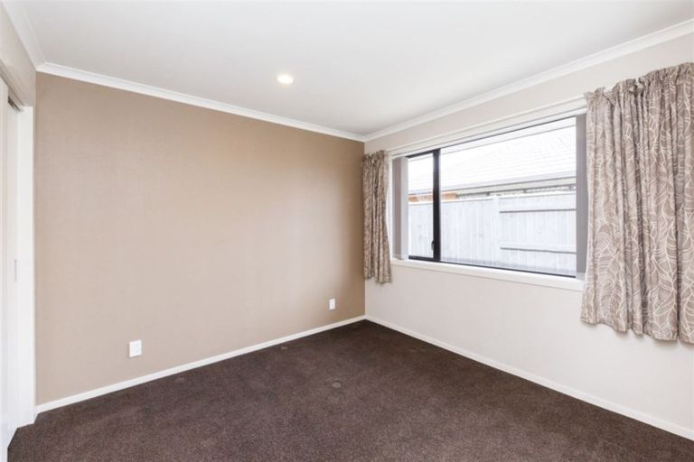 Photo of property in 85 Rosalie Terrace, Kelvin Grove, Palmerston North, 4414