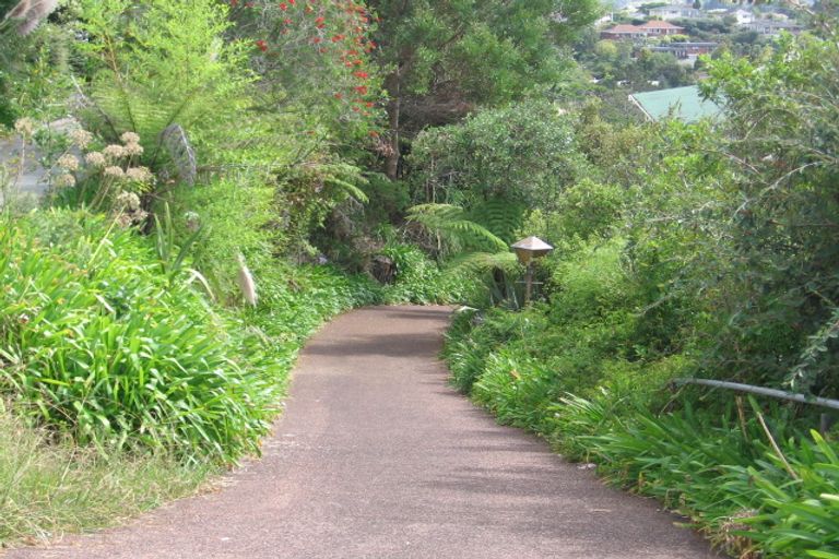 Photo of property in 181 Browns Bay Road, Browns Bay, Auckland, 0630