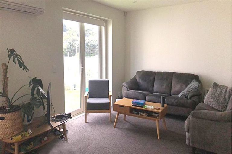 Photo of property in 4/21 Luxford Street, Berhampore, Wellington, 6023