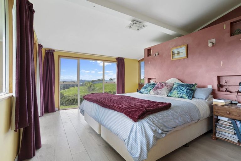 Photo of property in 78 Coulter Road, Henderson Valley, Auckland, 0614