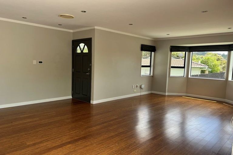 Photo of property in 42 Anne Mclean Drive, Bayview, Auckland, 0629