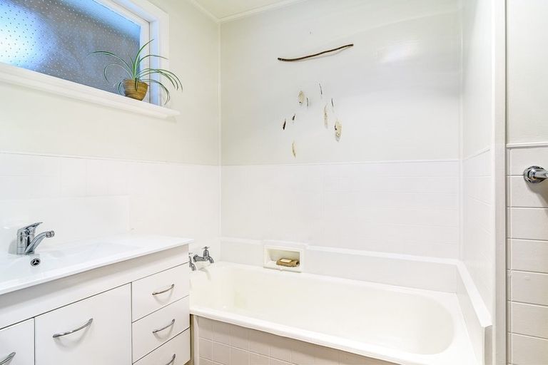 Photo of property in 33 Mcglashen Street, Motueka, 7120