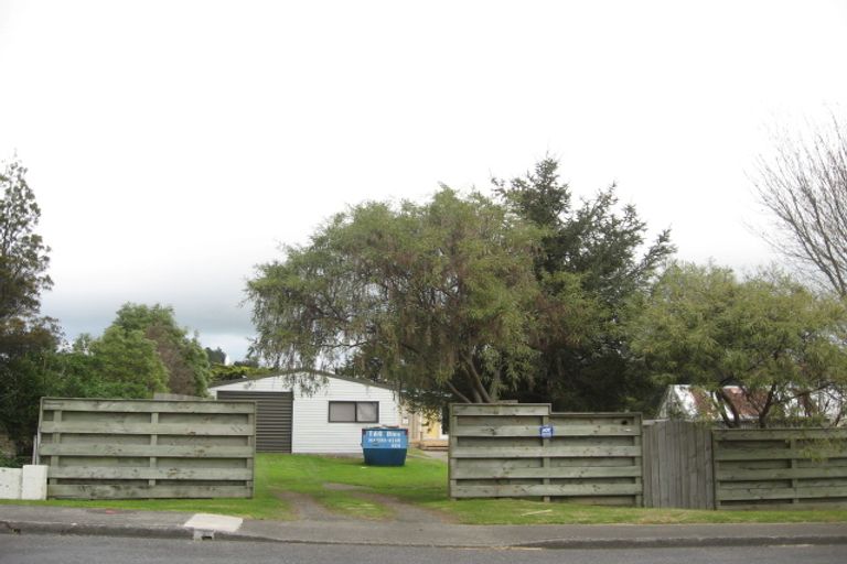 Photo of property in 26 Rimutaka Street, Paraparaumu, 5032