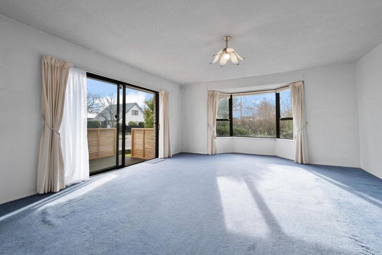 Photo of property in 1/2 Castile Place, Belfast, Christchurch, 8051