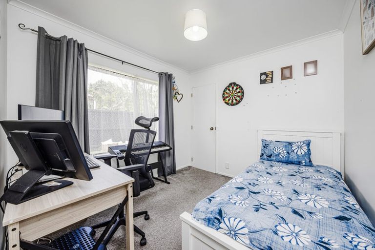 Photo of property in 242 Mahia Road, Weymouth, Auckland, 2103