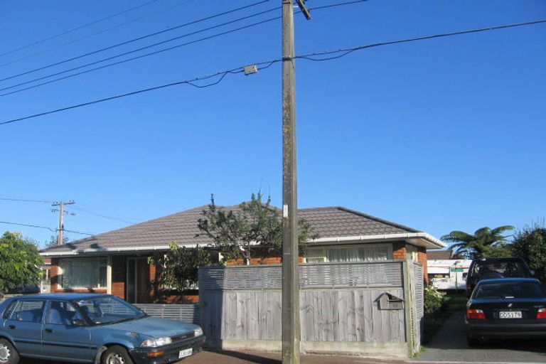 Photo of property in 22 Valentine Street, Alicetown, Lower Hutt, 5010