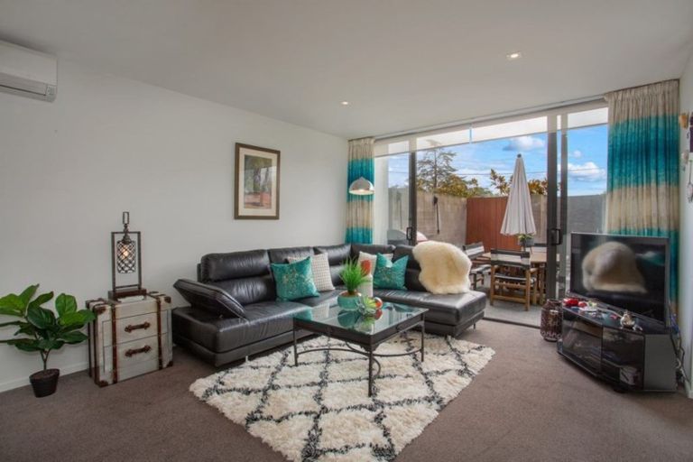 Photo of property in 3/20 North Avon Road, Richmond, Christchurch, 8013