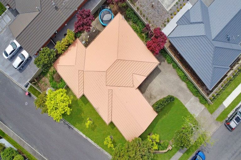 Photo of property in 38 Owhatiura Drive, Lynmore, Rotorua, 3010