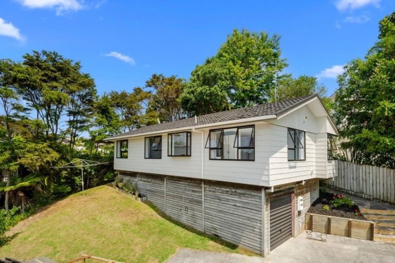 Photo of property in 2/15 Flavia Close, Torbay, Auckland, 0630