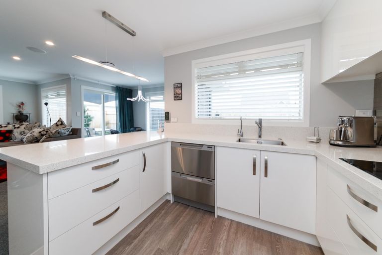 Photo of property in 60d Roy Street, Palmerston North, 4410