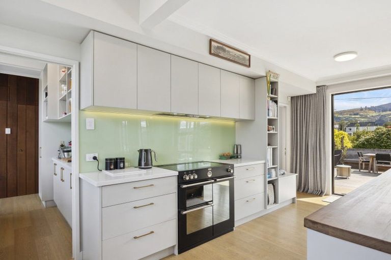 Photo of property in 20 Brownville Crescent, Maori Hill, Dunedin, 9010