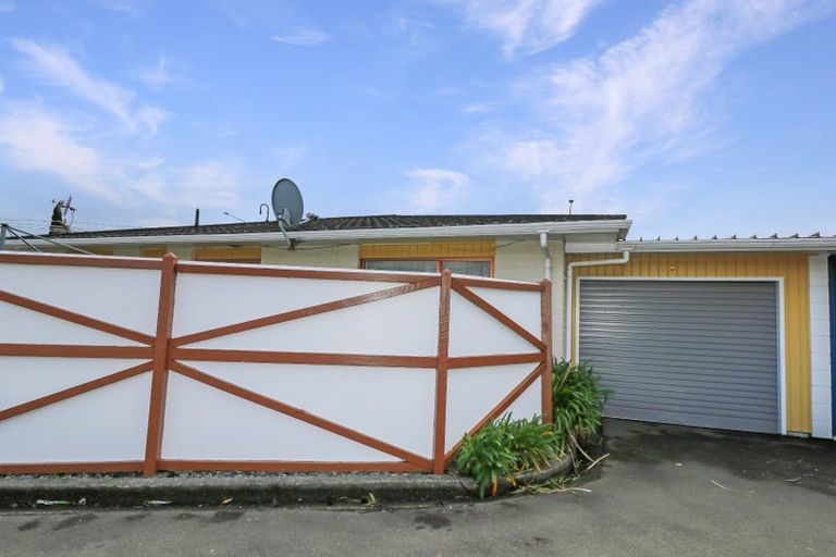 Photo of property in 9/790 High Street, Boulcott, Lower Hutt, 5011