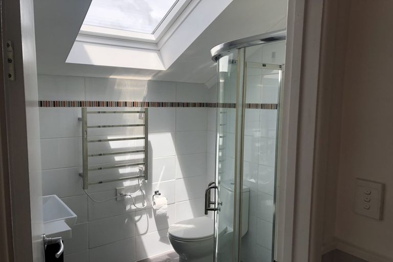 Photo of property in 83b Sale Street, Cockle Bay, Auckland, 2014