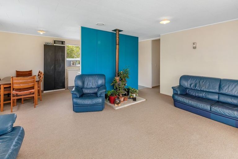 Photo of property in 52a George Street, Hikurangi, 0114