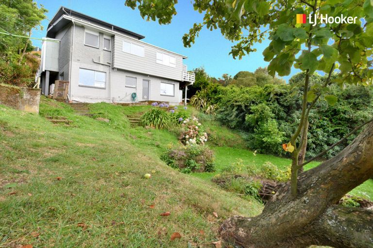 Photo of property in 16 Junction Road, Ravensbourne, Dunedin, 9022