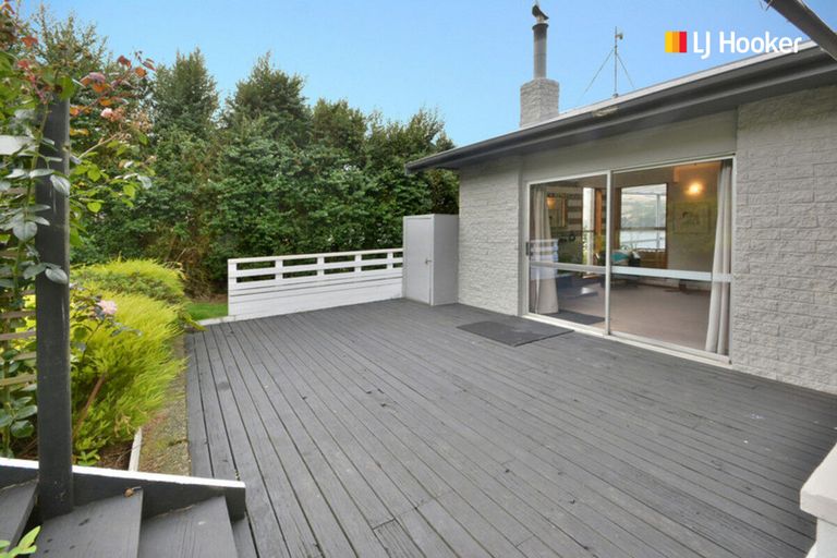 Photo of property in 16 Junction Road, Ravensbourne, Dunedin, 9022