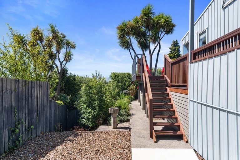 Photo of property in 205 Mount Pleasant Road, Mount Pleasant, Christchurch, 8081