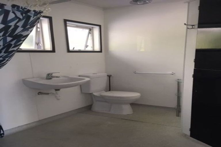 Photo of property in 4 Pine Grove, Tairua, 3508