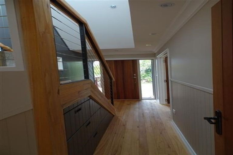 Photo of property in 16a Hackthorne Road, Cashmere, Christchurch, 8022