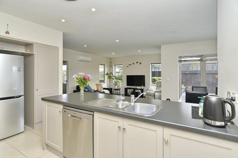 Photo of property in 13 Wisteria Lane, Rangiora, 7400