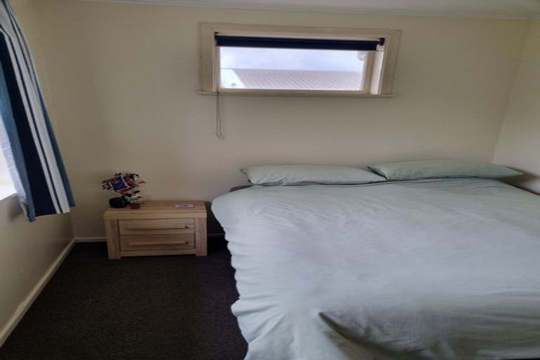 Photo of property in 2/264a Fergusson Drive, Heretaunga, Upper Hutt, 5018