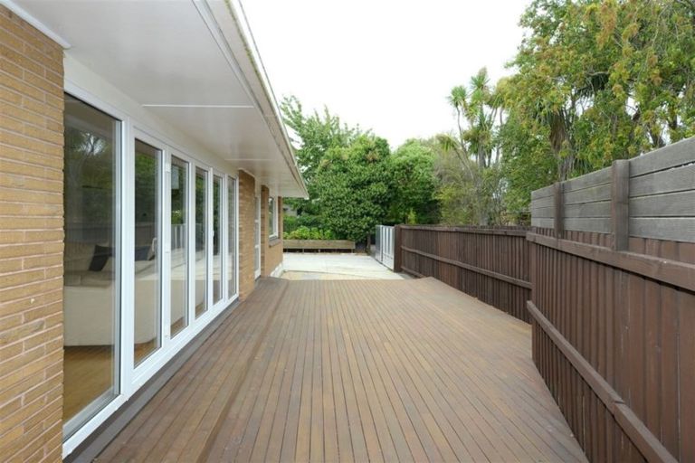 Photo of property in 185 Wairakei Road, Bryndwr, Christchurch, 8053