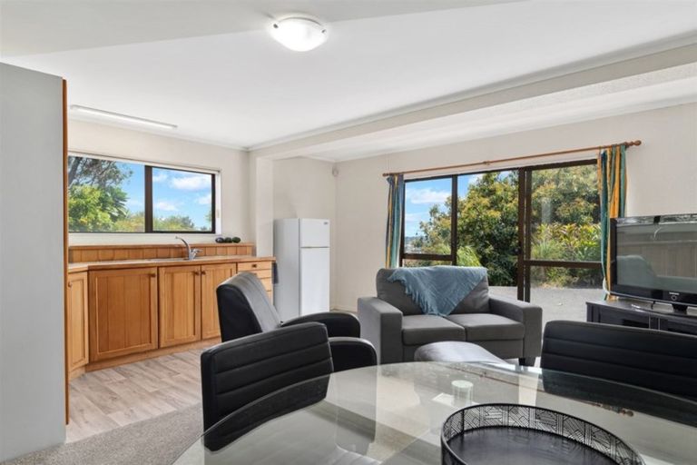 Photo of property in 21 Philomel Crest, Welcome Bay, Tauranga, 3112