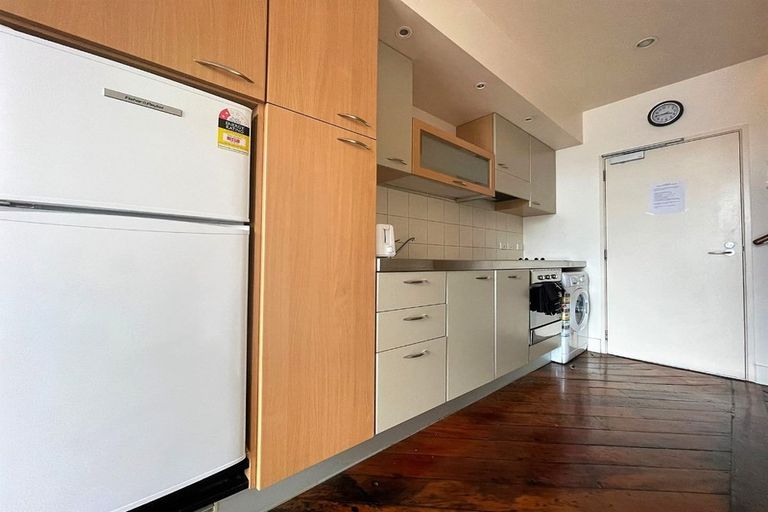 Photo of property in 1b/6 Kingdon Street, Newmarket, Auckland, 1023