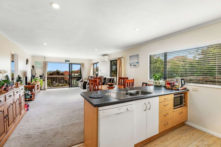 Photo of property in 18 Alverna View, Gulf Harbour, Whangaparaoa, 0930