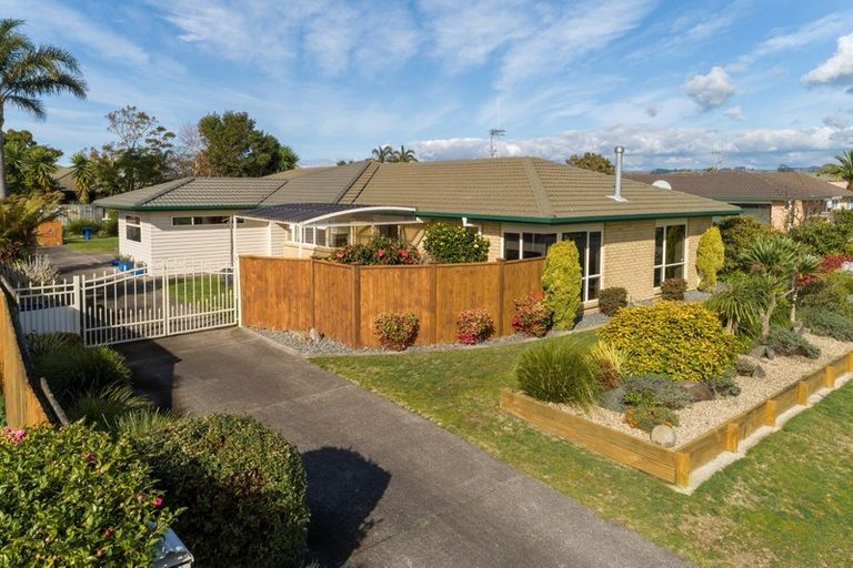 Photo of property in 112 Pacific View Road, Papamoa Beach, Papamoa, 3118
