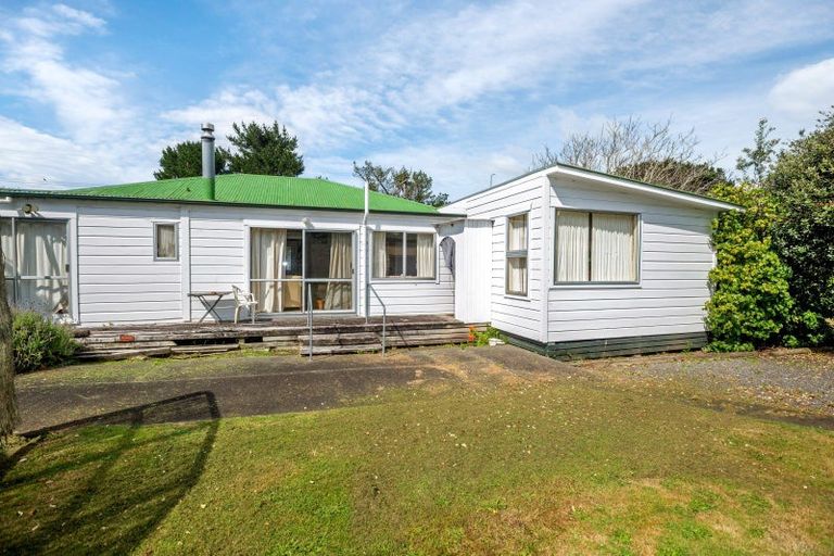 Photo of property in 7 Forster Street, Tolaga Bay, 4077