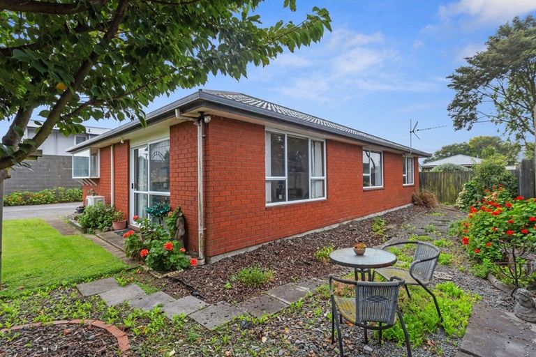 Photo of property in 2/21 Amyes Road, Hornby, Christchurch, 8042