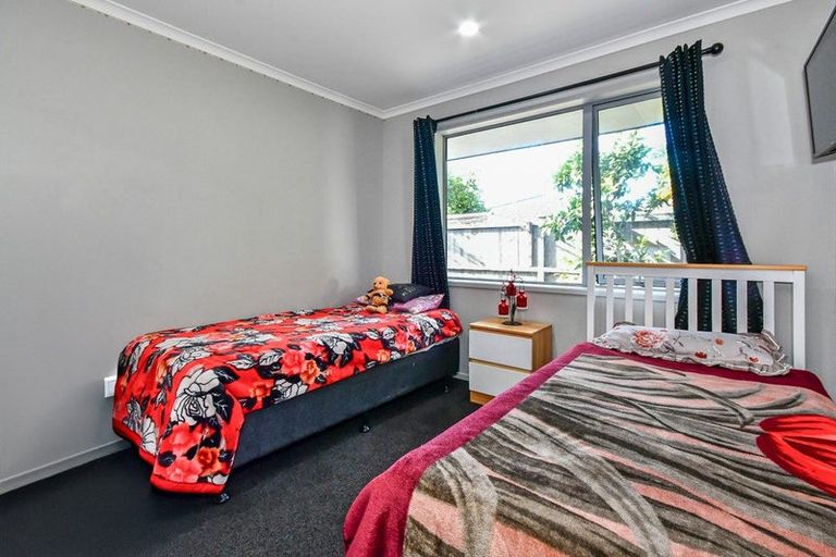 Photo of property in 135 Hillpark Drive, Pokeno, 2402