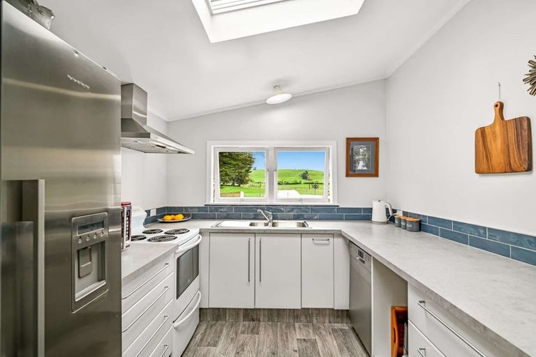 Photo of property in 56 Tapairu Road, Waipawa, 4275