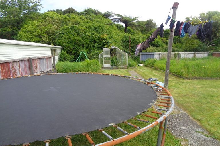 Photo of property in 110 Marsden Road, Greymouth, 7805