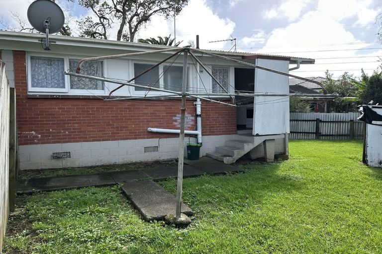Photo of property in 1/312 Massey Road, Mangere East, Auckland, 2024