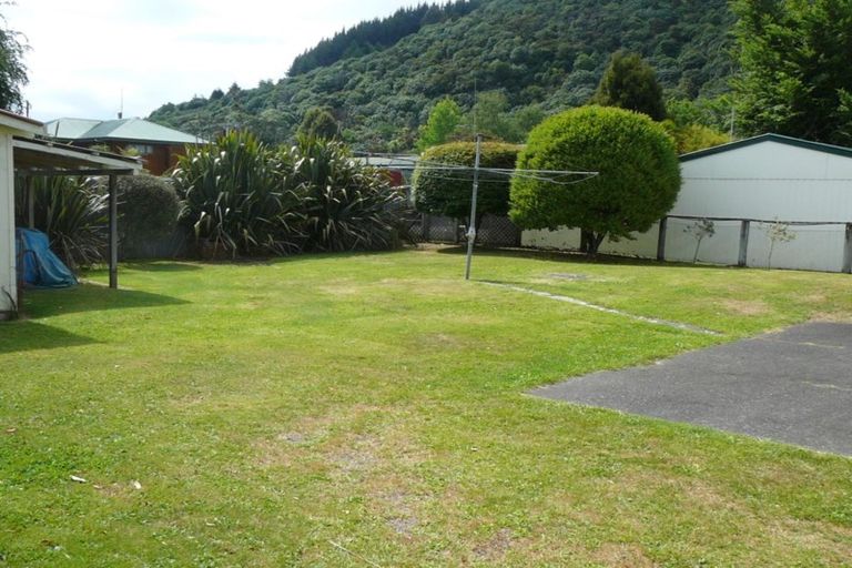 Photo of property in 8 Parekarangaranga Street, Motuoapa, Turangi, 3382