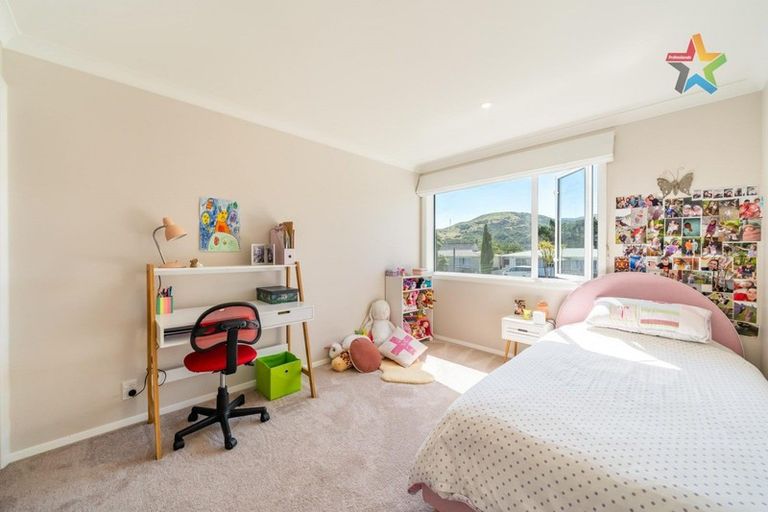 Photo of property in 2 Otira Grove, Kelson, Lower Hutt, 5010