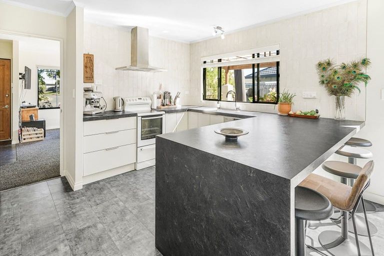 Photo of property in 14 Ernest Road, Fairview Downs, Hamilton, 3214