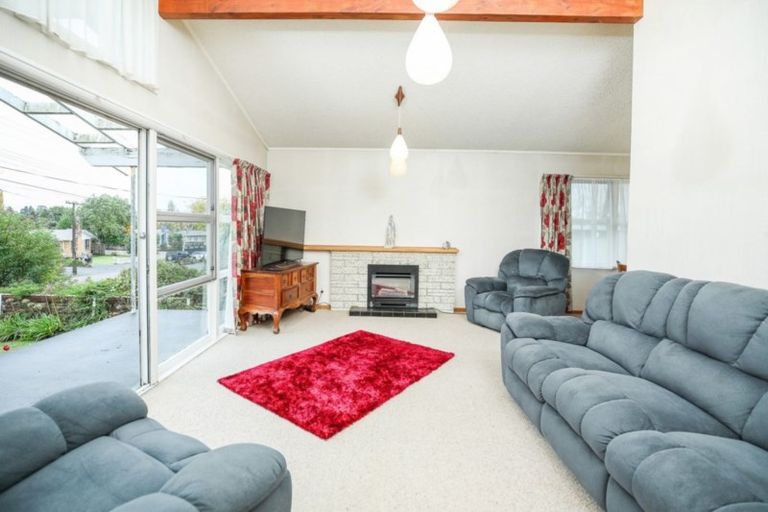 Photo of property in 30 Garden Heights Avenue, Glenview, Hamilton, 3206