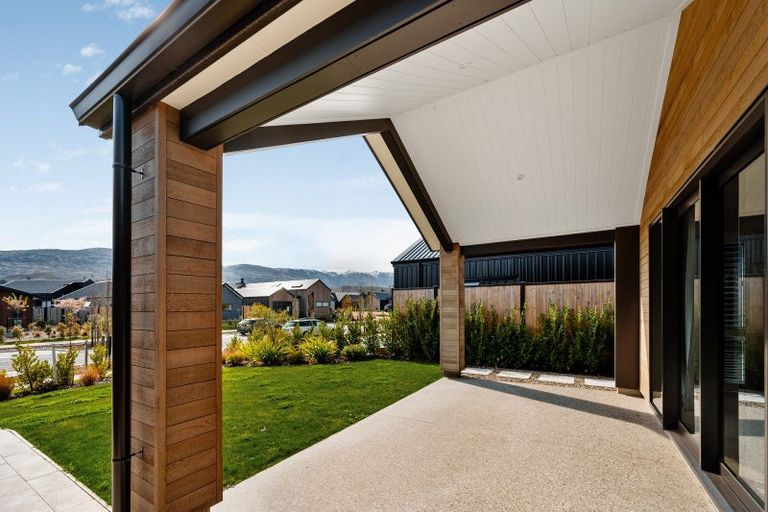 Photo of property in Wooing Tree Vineyard Ltd, 6 Blondie Drive, Cromwell, 9310