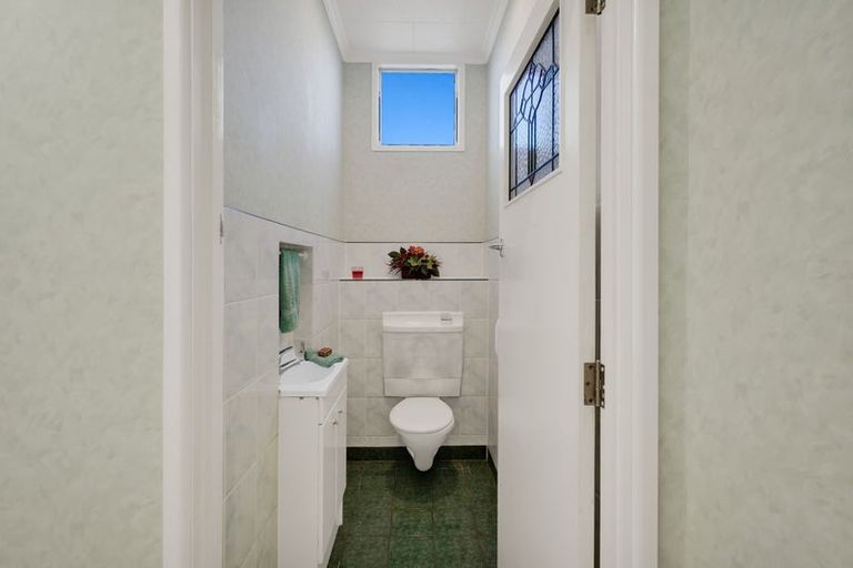 Photo of property in 74 South Road, Manaia, 4612