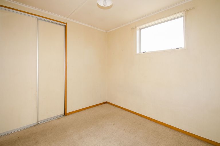 Photo of property in 11 Osmond Street, South Dunedin, Dunedin, 9012