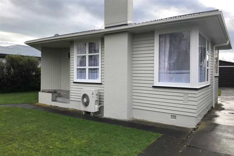 Photo of property in 35 Aspiring Avenue, Milson, Palmerston North, 4414