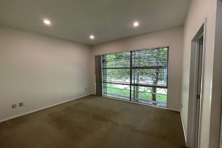 Photo of property in 32 Kauri Drive, Takanini, 2112