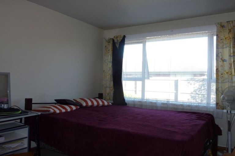 Photo of property in 2/13 Nelson Street, Riccarton, Christchurch, 8011