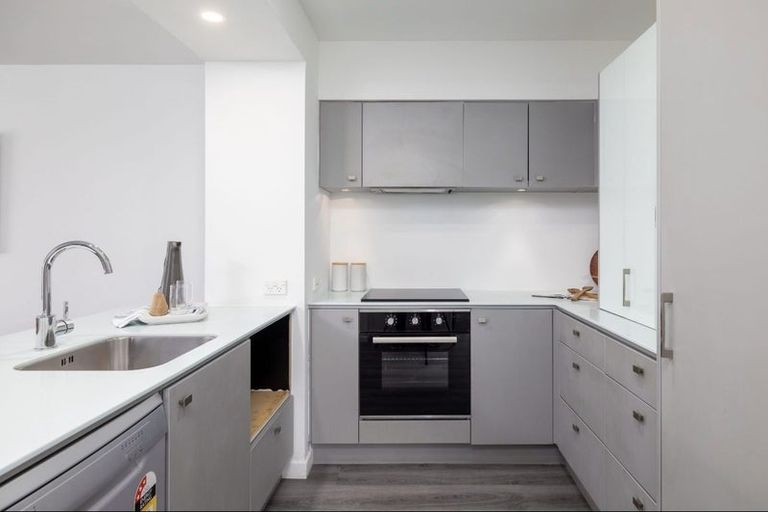 Photo of property in 1/272 Marine Parade, New Brighton, Christchurch, 8061