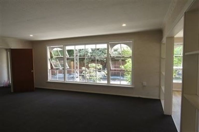 Photo of property in 3 Camelot Street, Ilam, Christchurch, 8041