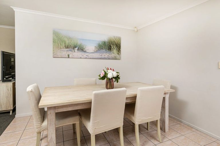 Photo of property in 49 Carillon Place, Massey, Auckland, 0614